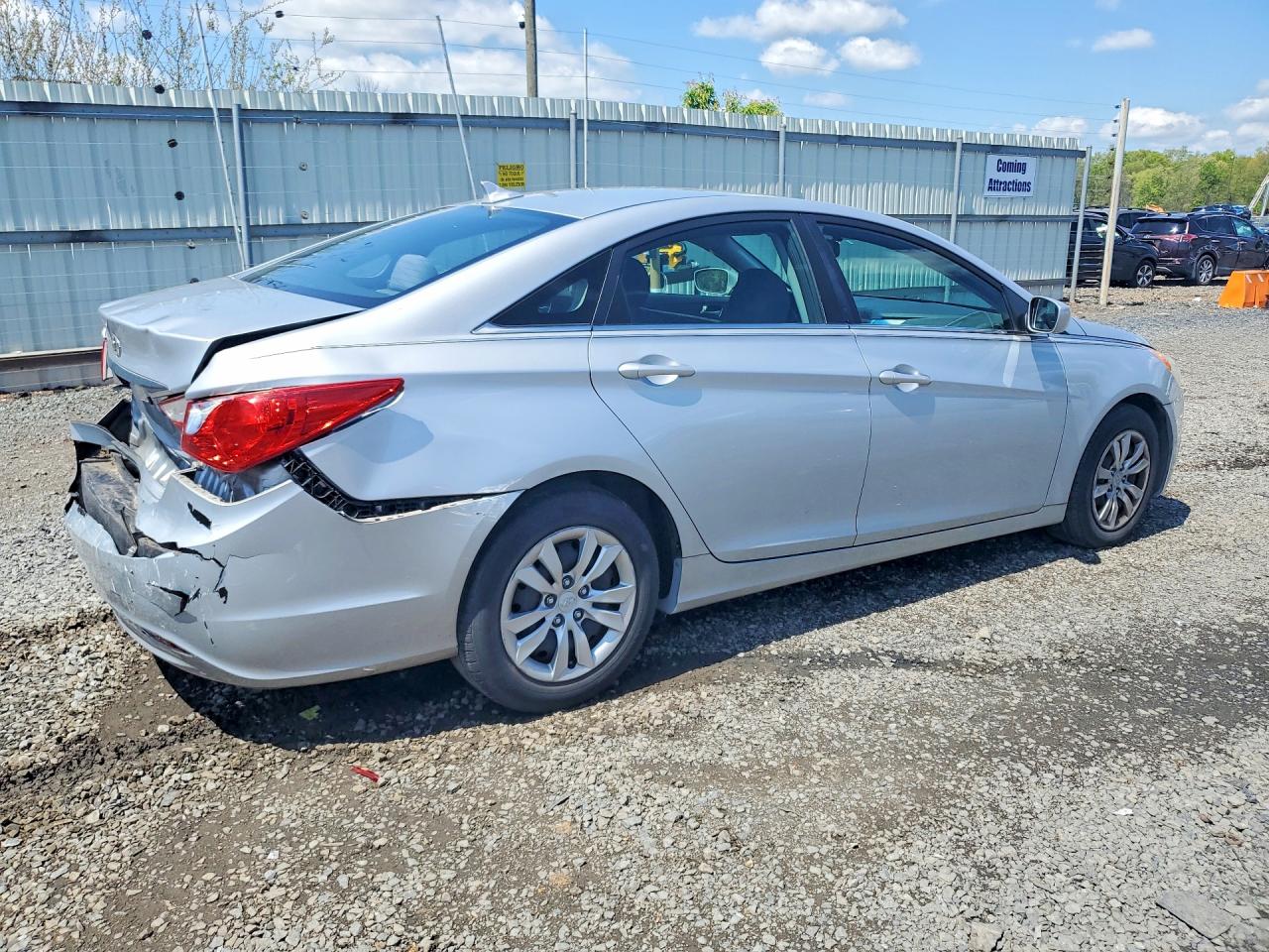 2011 HYUNDAI SONATA GLS photo 5