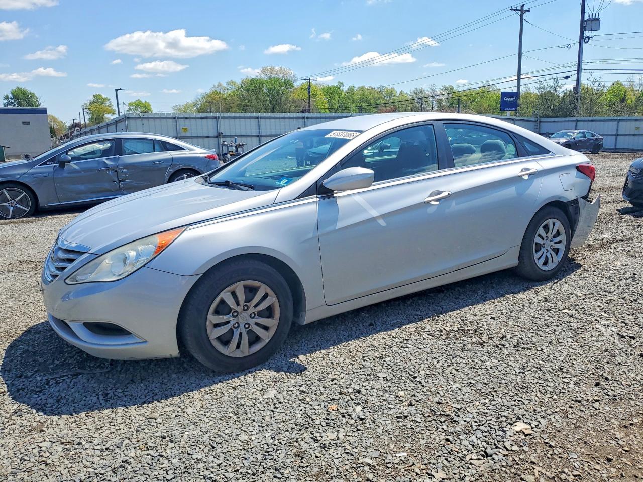 2011 HYUNDAI SONATA