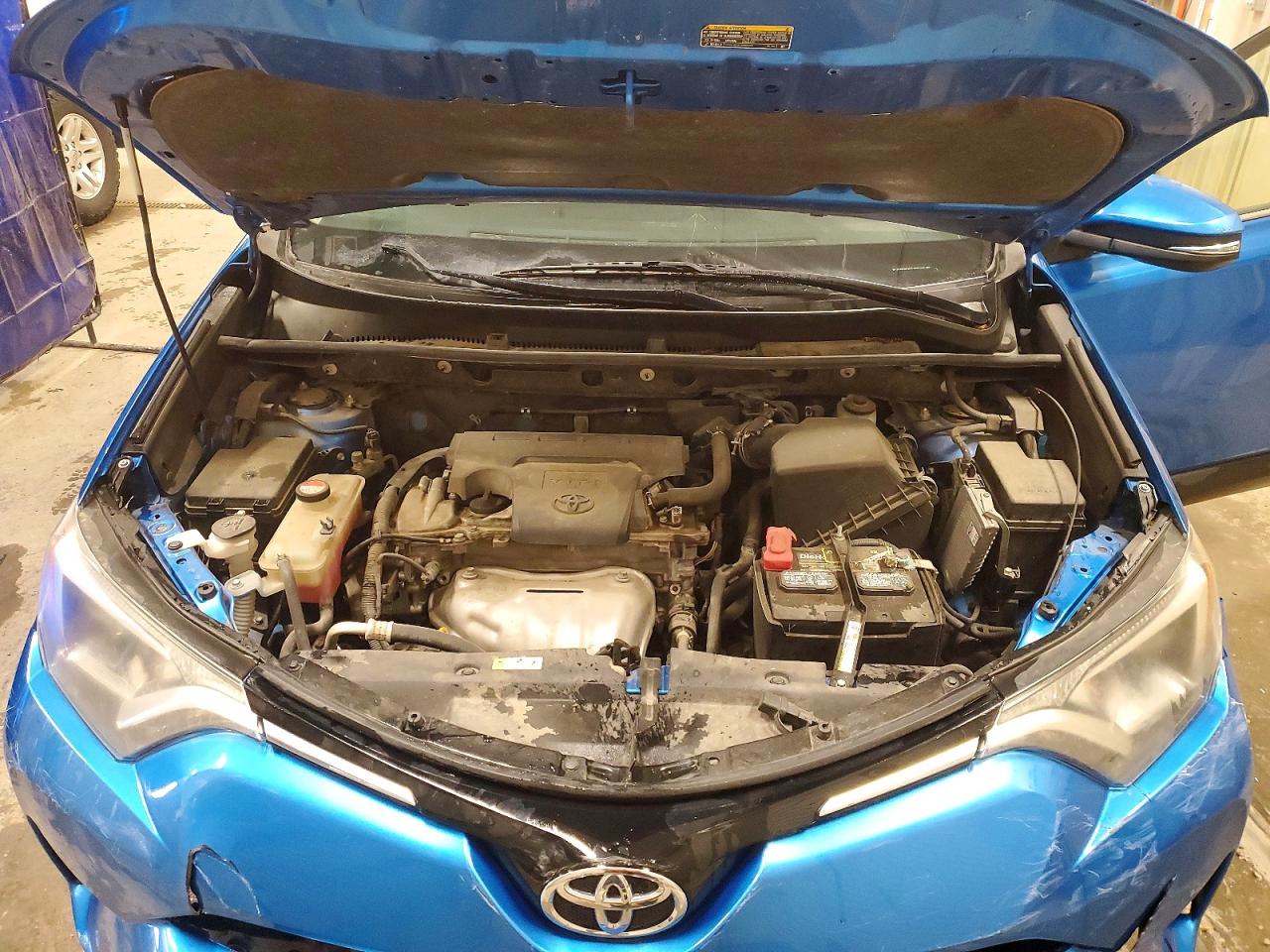 2016 TOYOTA RAV4 XLE photo 34