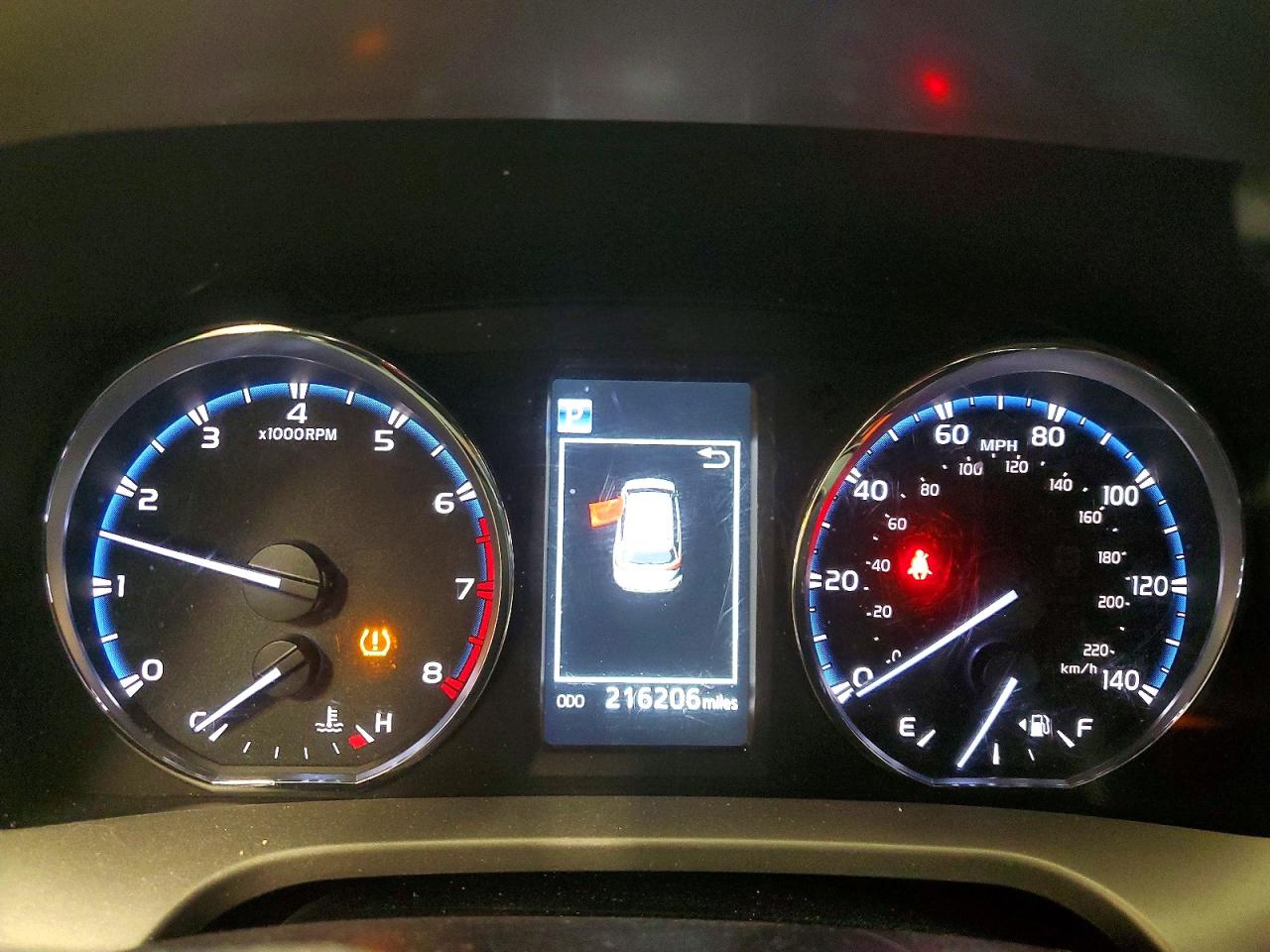 2016 TOYOTA RAV4 XLE photo 25