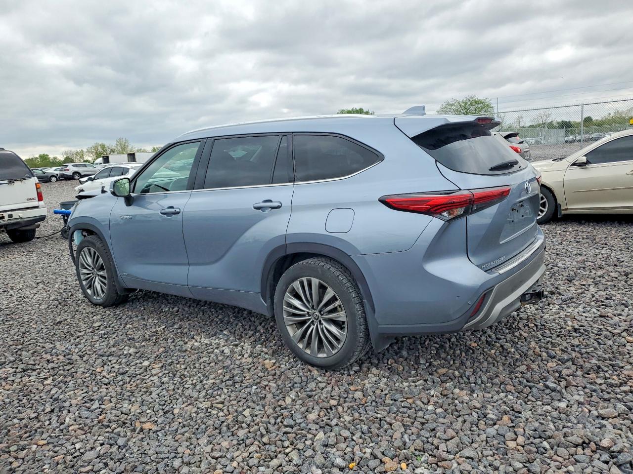 2021 TOYOTA HIGHLANDER HYBRID PLATINUM photo 3