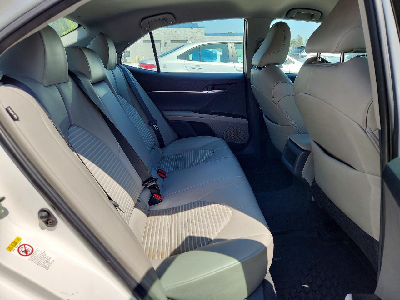 2018 TOYOTA CAMRY SE photo 28