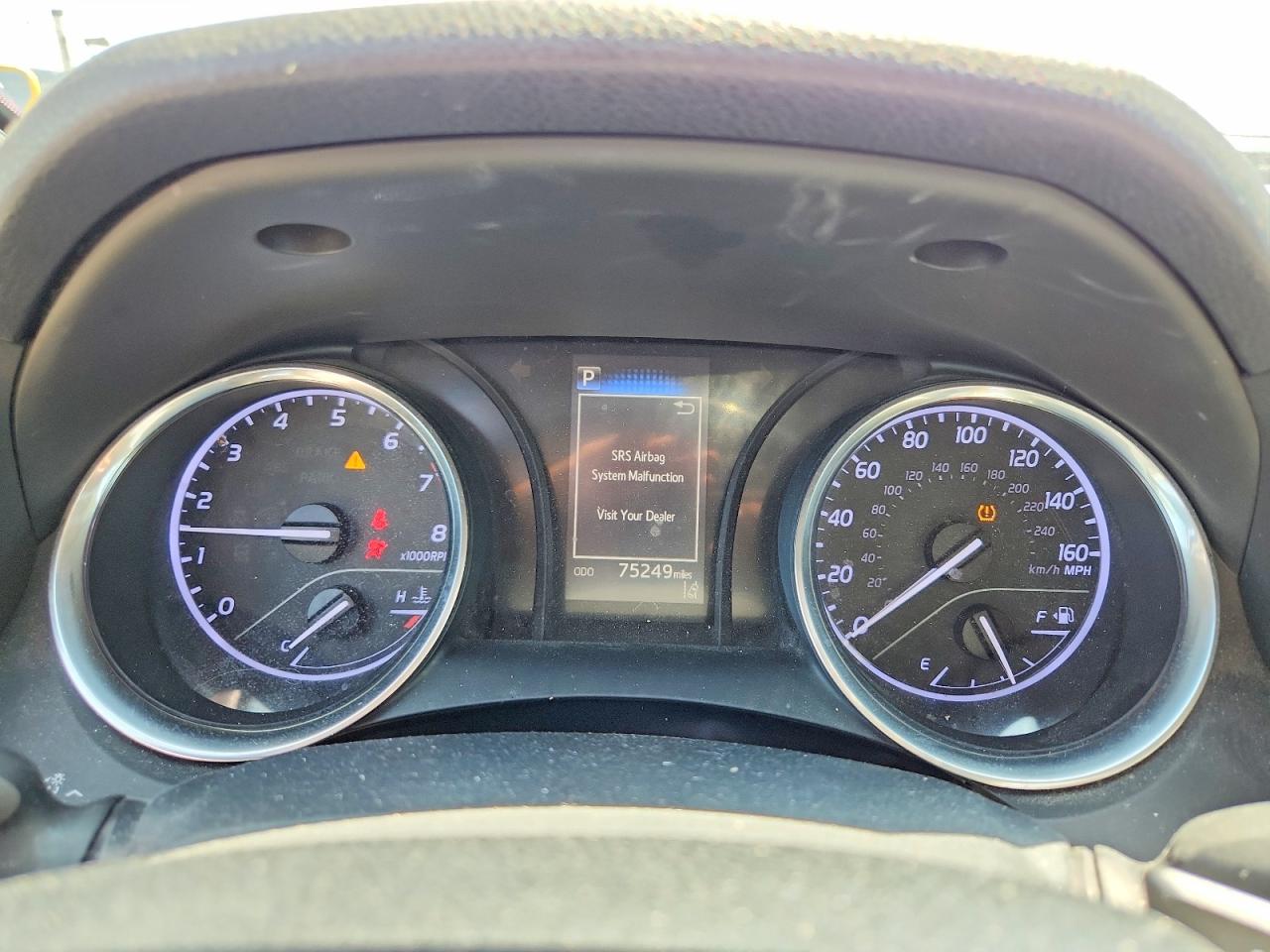 2018 TOYOTA CAMRY SE photo 25