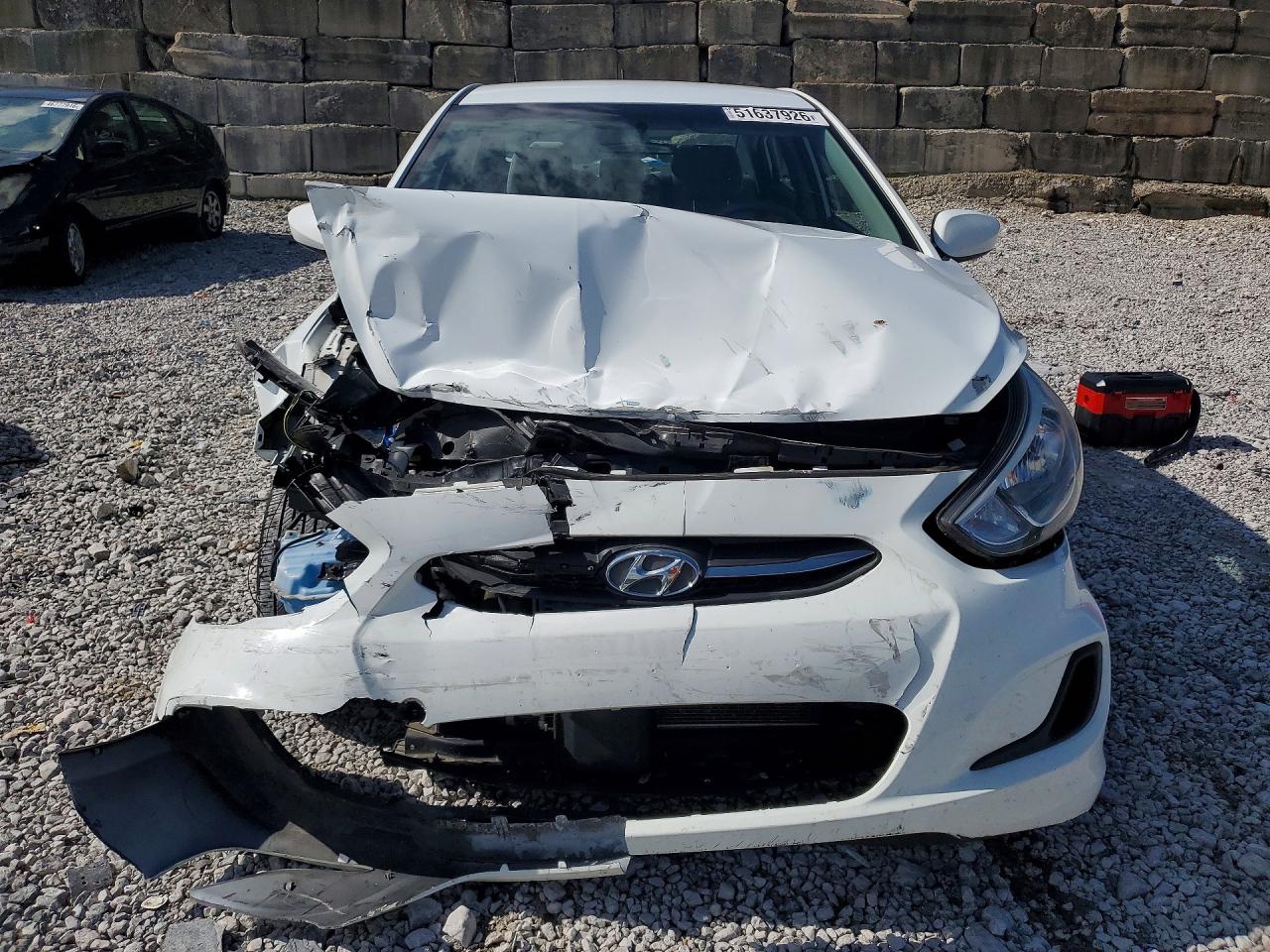 2016 HYUNDAI ACCENT SE photo 5