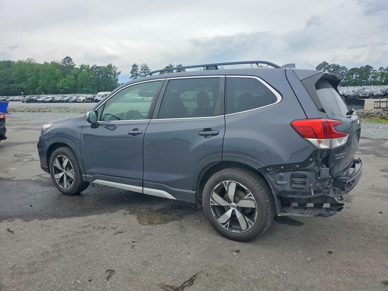2020 SUBARU FORESTER TOURING photo 3