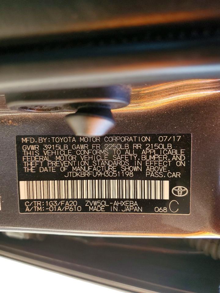 2017 TOYOTA PRIUS TWO photo 34