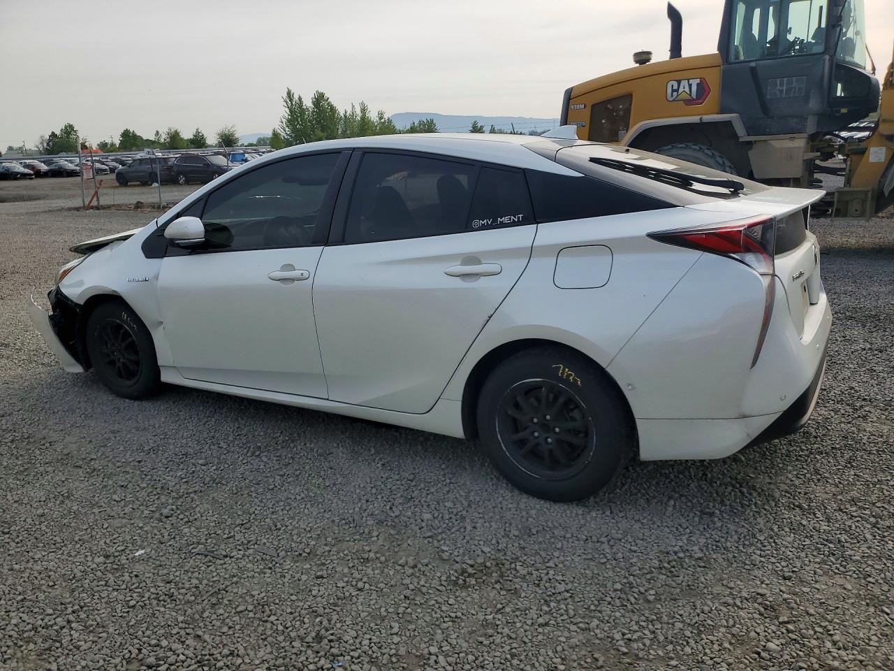 2017 TOYOTA PRIUS ONE photo 4