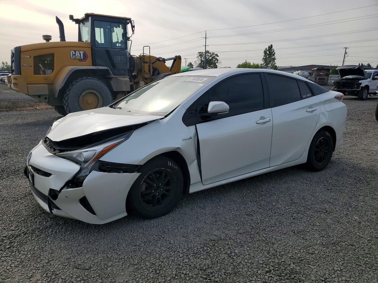 2017 TOYOTA PRIUS