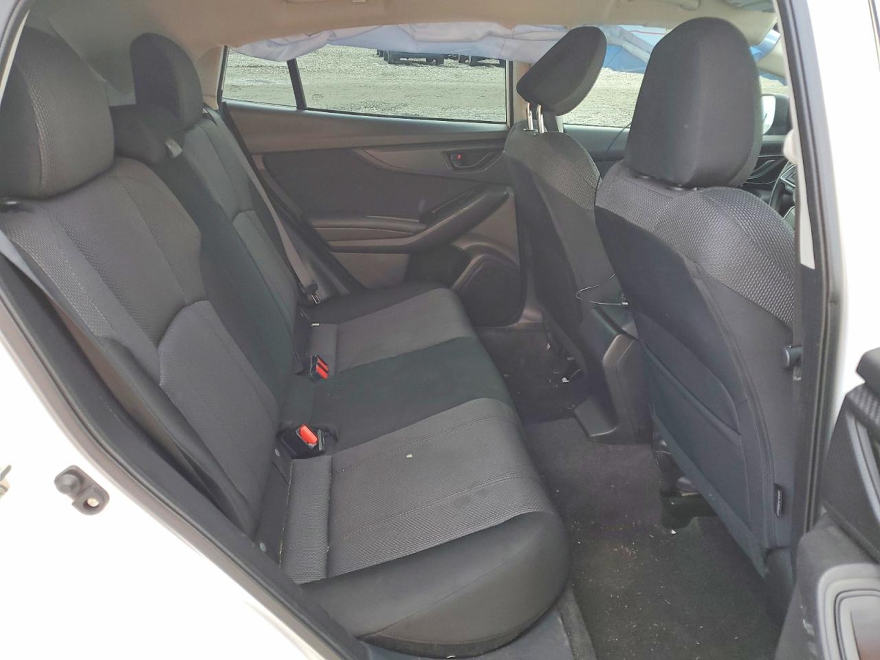 2017 SUBARU IMPREZA photo 19