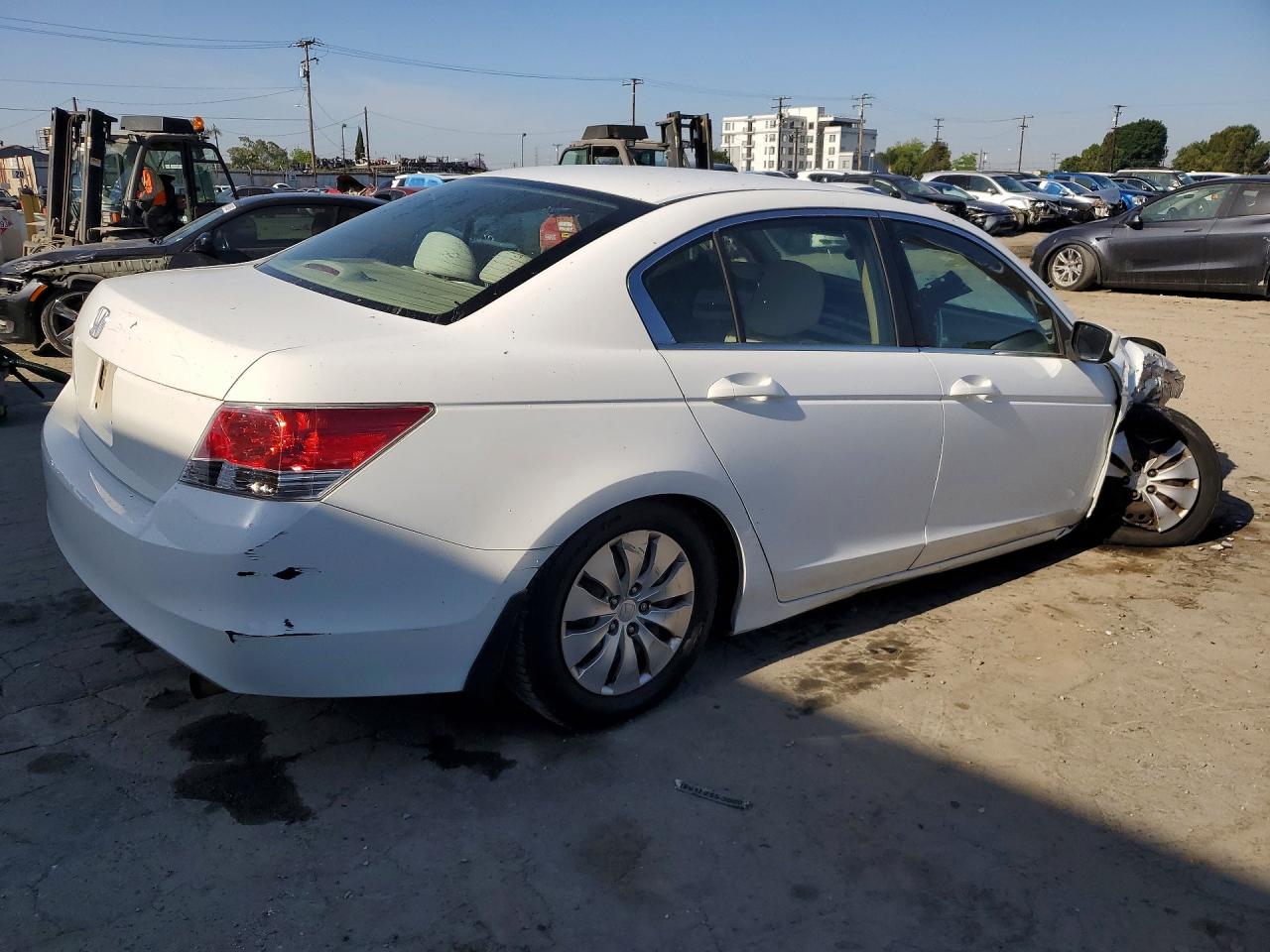 2010 HONDA ACCORD LX photo 5