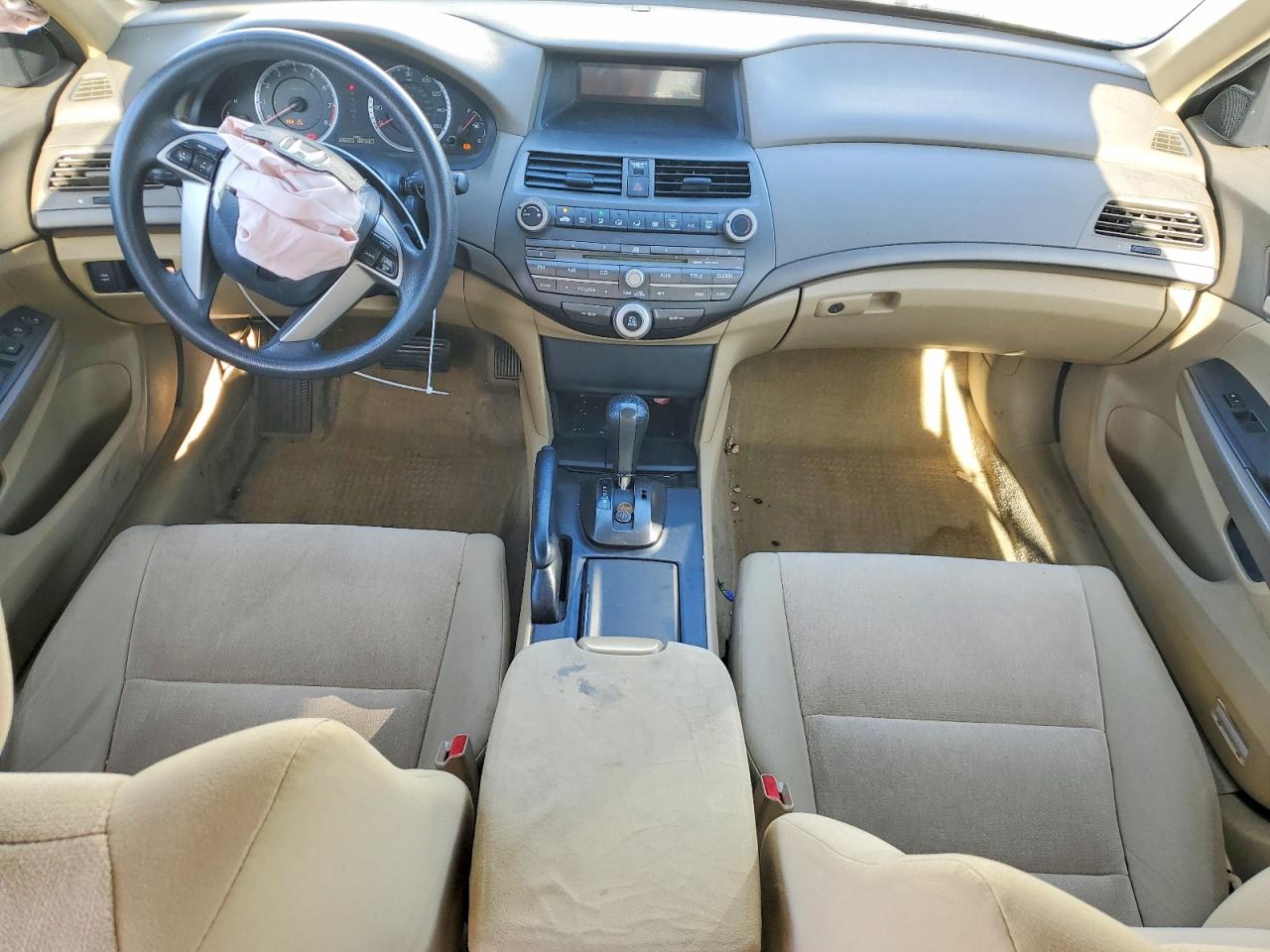 2010 HONDA ACCORD LX photo 15