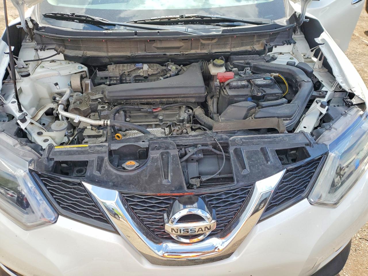 2016 NISSAN ROGUE SV photo 23