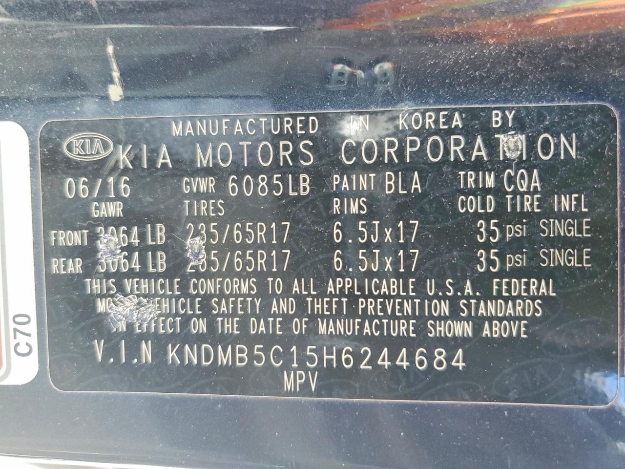 2017 KIA SEDONA LX photo 25