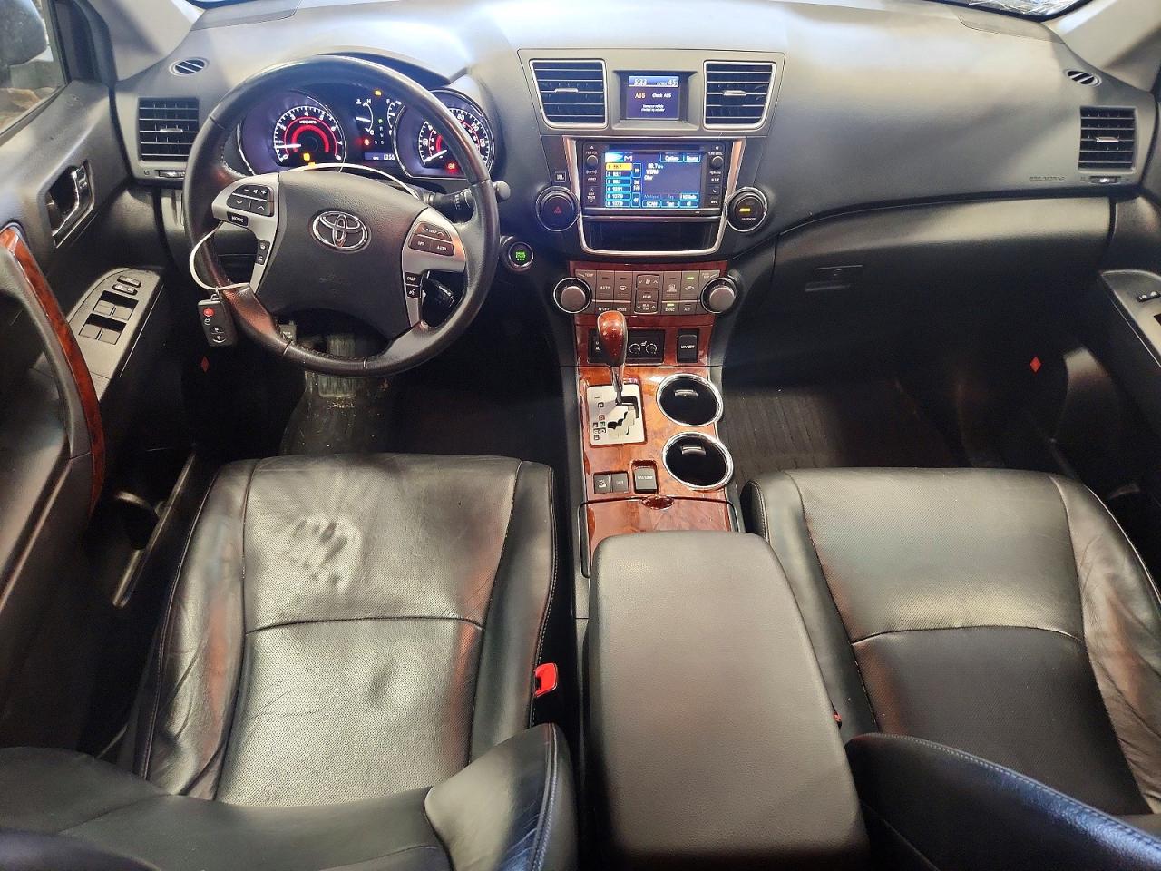 2013 TOYOTA HIGHLANDER LIMITED photo 15