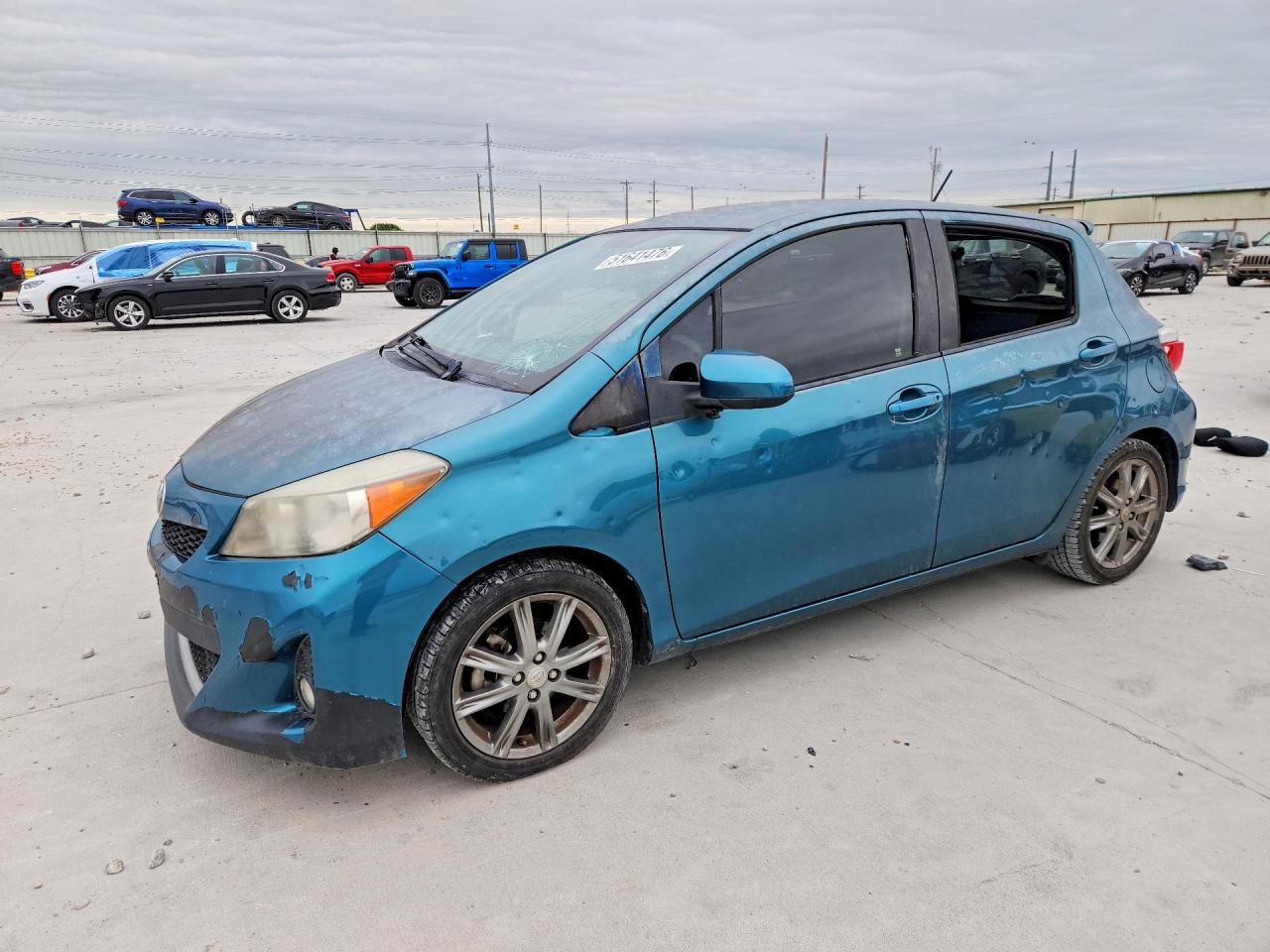 2013 TOYOTA YARIS