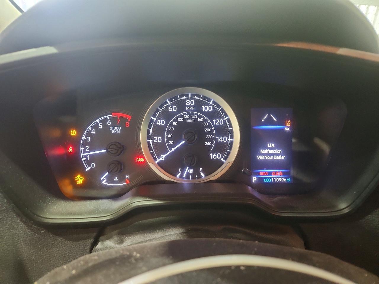 2020 TOYOTA COROLLA LE photo 25