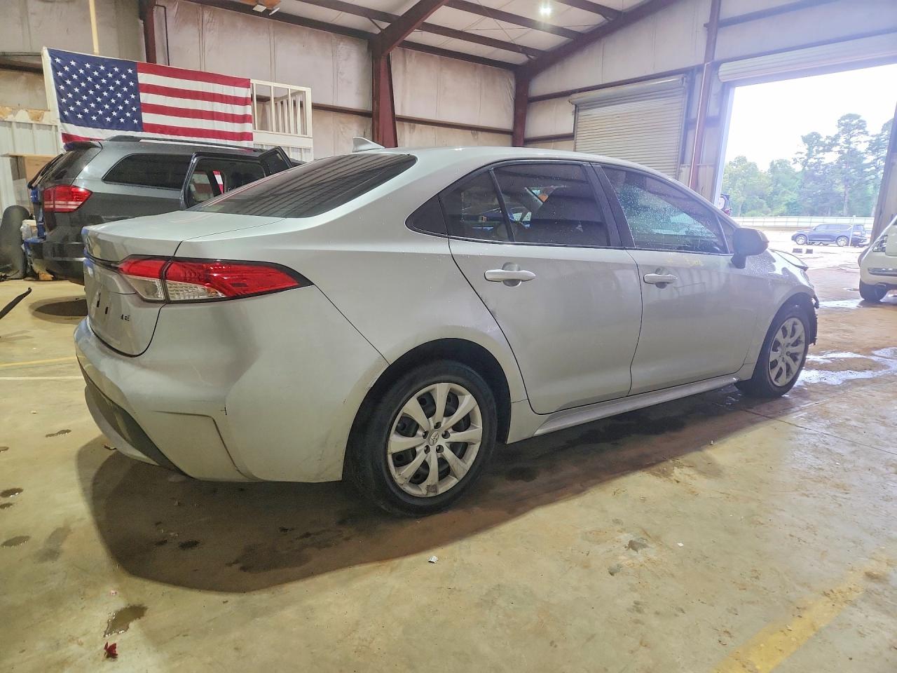 2020 TOYOTA COROLLA LE photo 7
