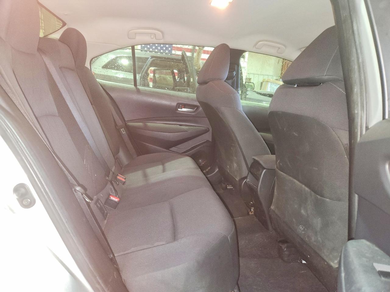 2020 TOYOTA COROLLA LE photo 28