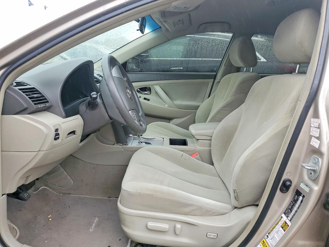 2008 TOYOTA CAMRY LE photo 13