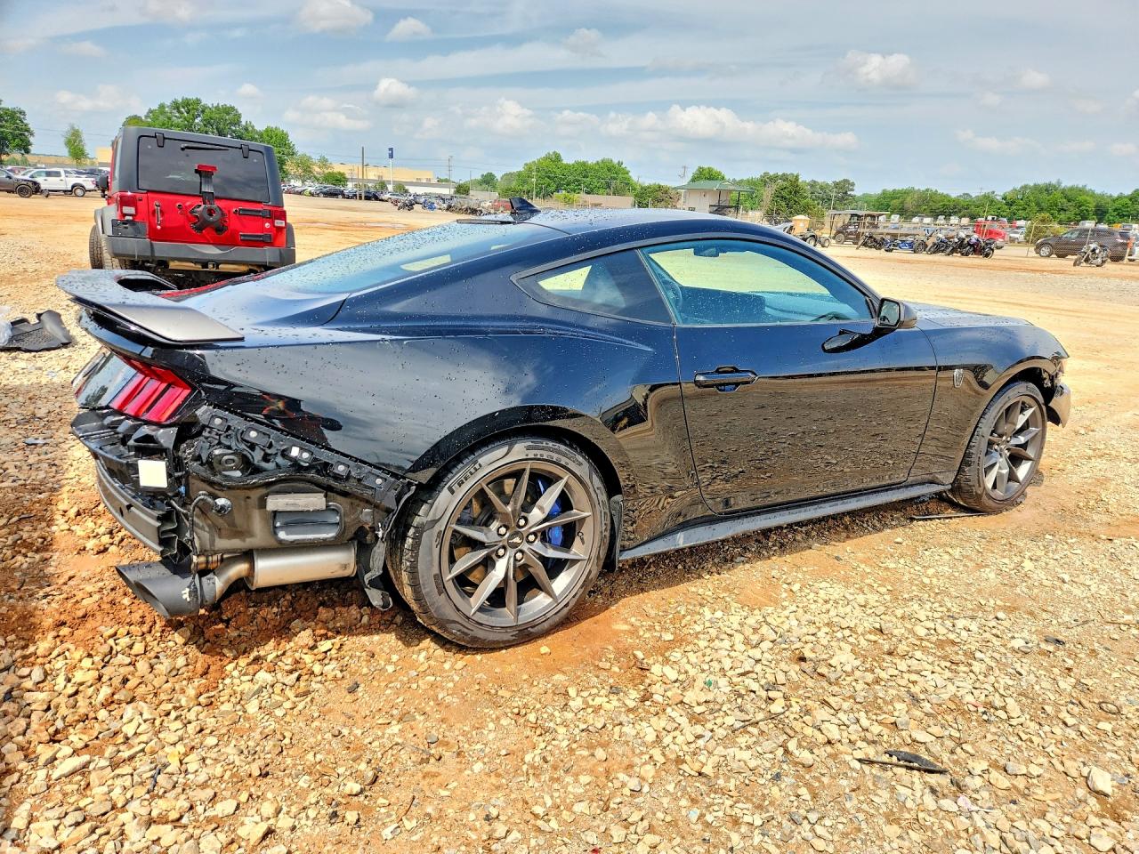 2025 FORD MUSTANG DARK HORSE photo 7