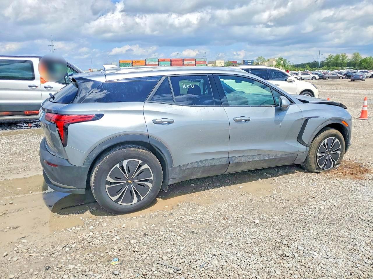 2025 CHEVROLET BLAZER LT photo 7