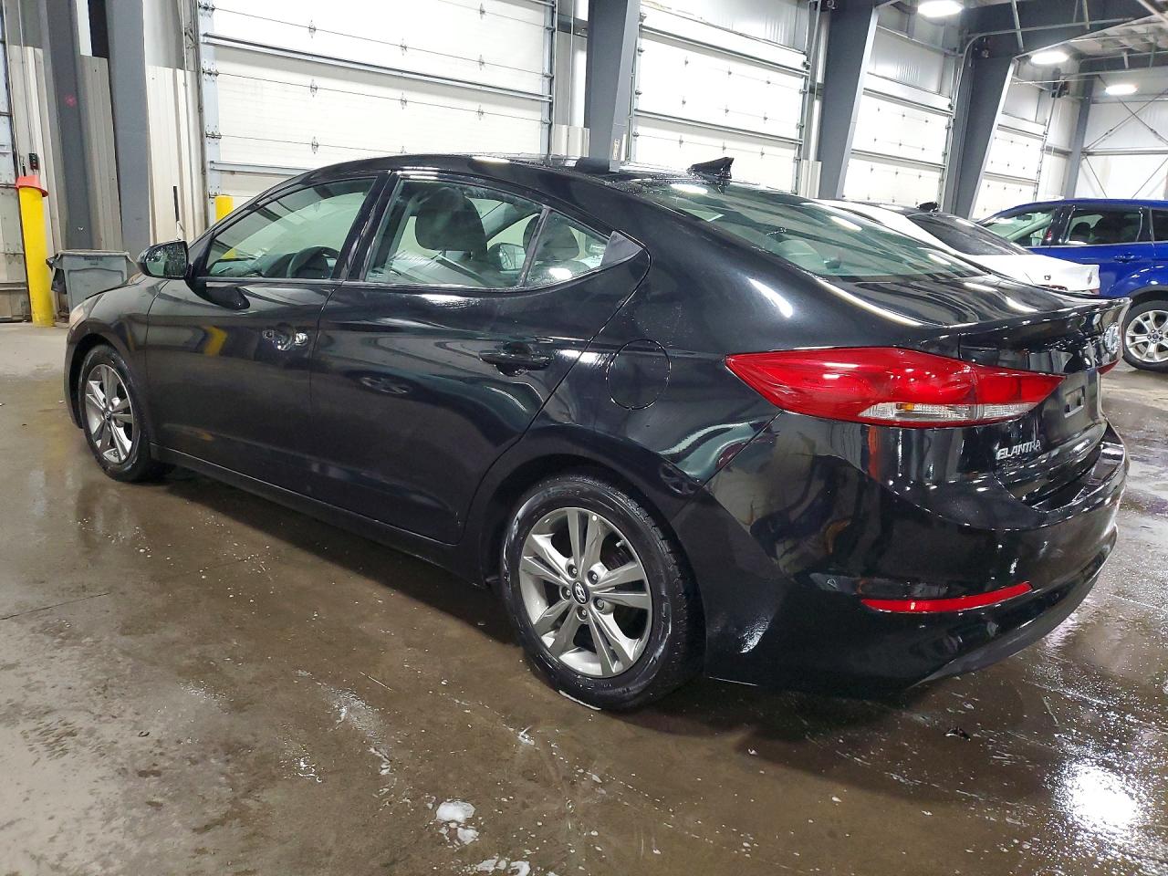 2017 HYUNDAI ELANTRA SE photo 2