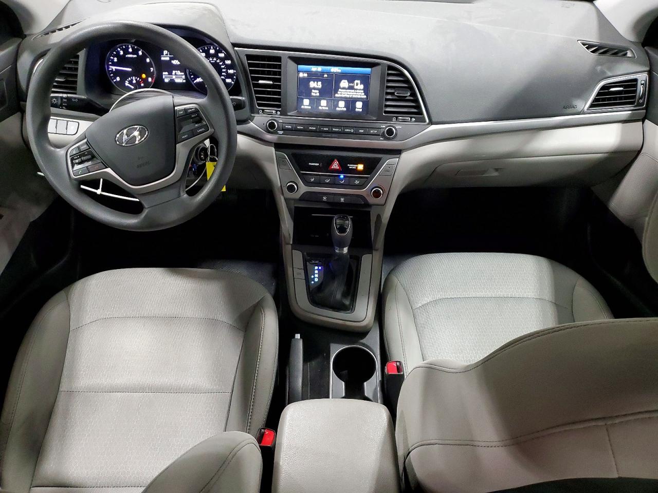 2017 HYUNDAI ELANTRA SE photo 8