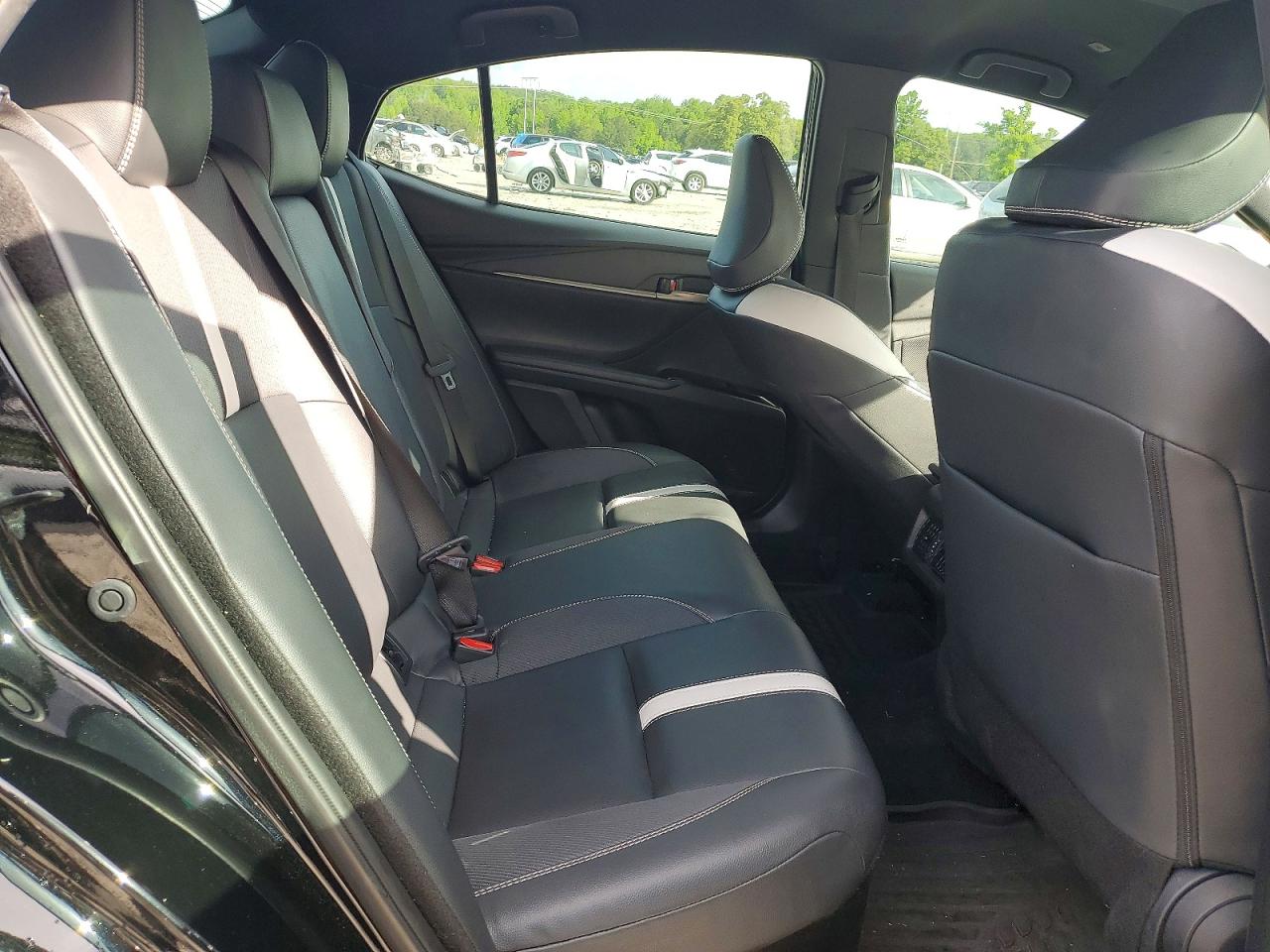 2025 TOYOTA CAMRY SE photo 28