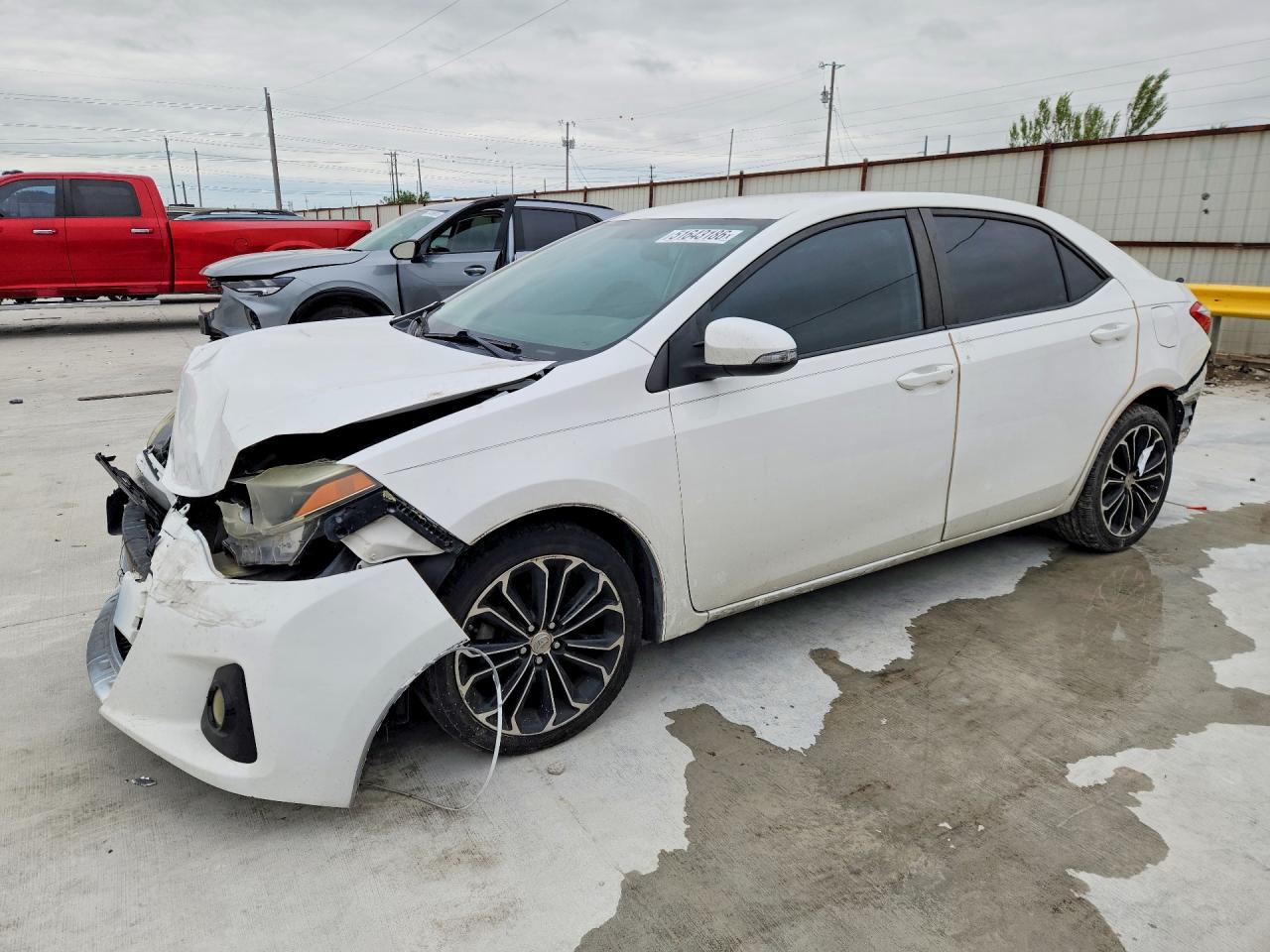 2015 TOYOTA COROLLA