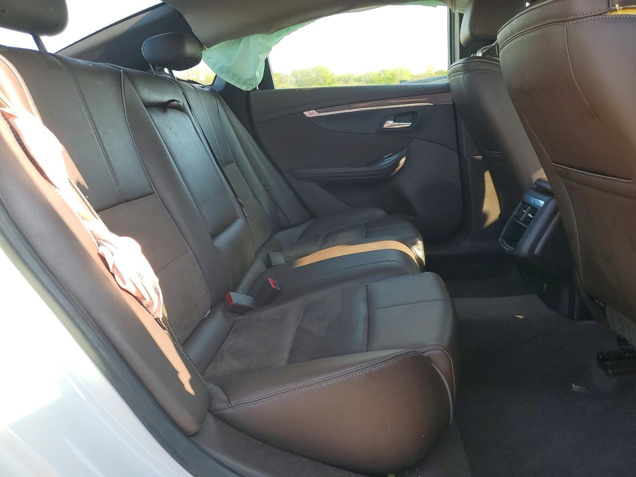 2015 CHEVROLET IMPALA LT photo 19