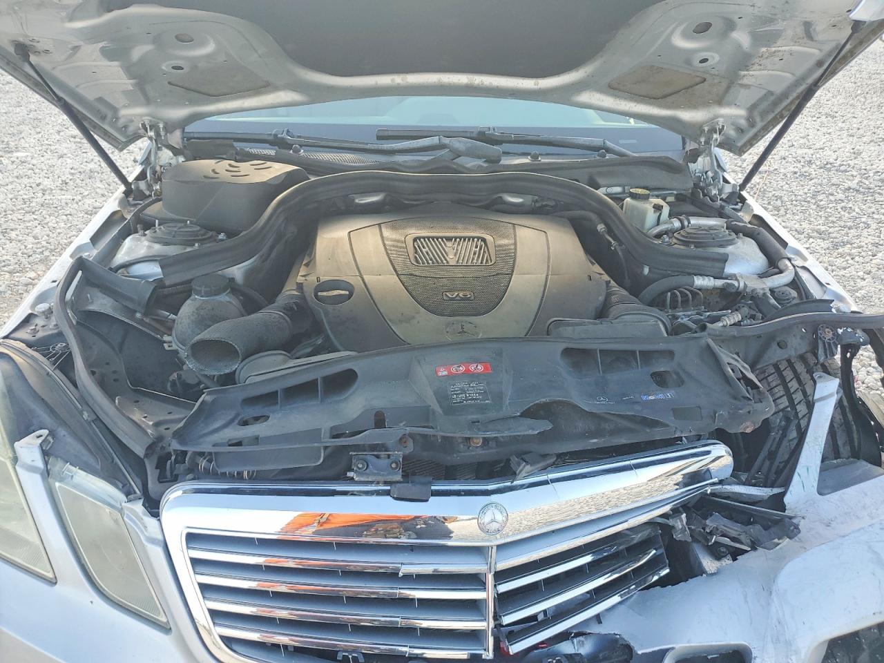 2010 MERCEDES-BENZ E 350 photo 21