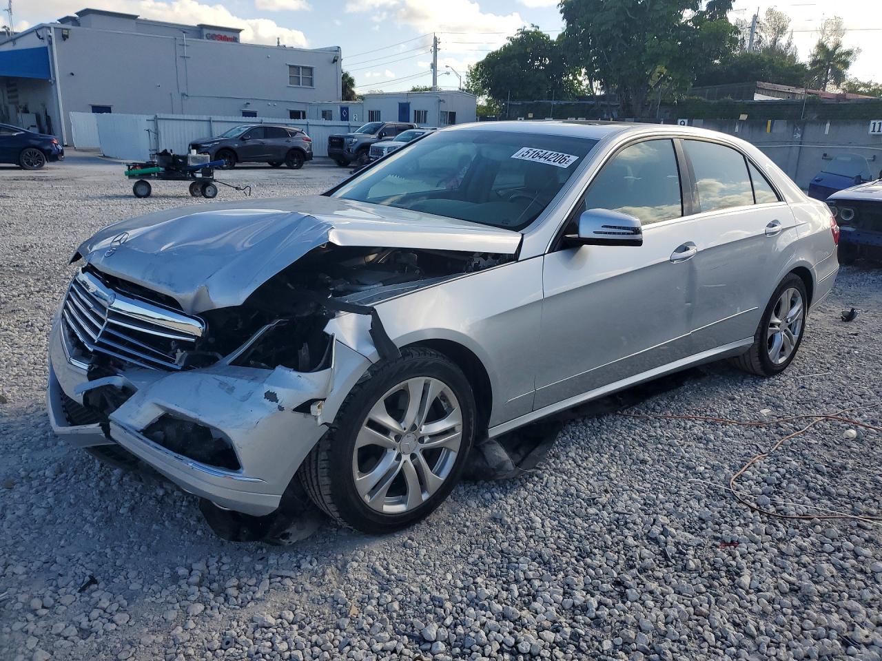 2010 MERCEDES-BENZ E