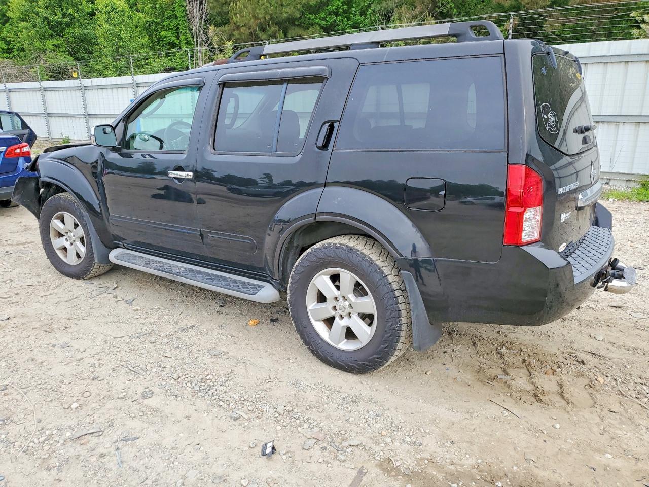 2008 NISSAN PATHFINDER S photo 3