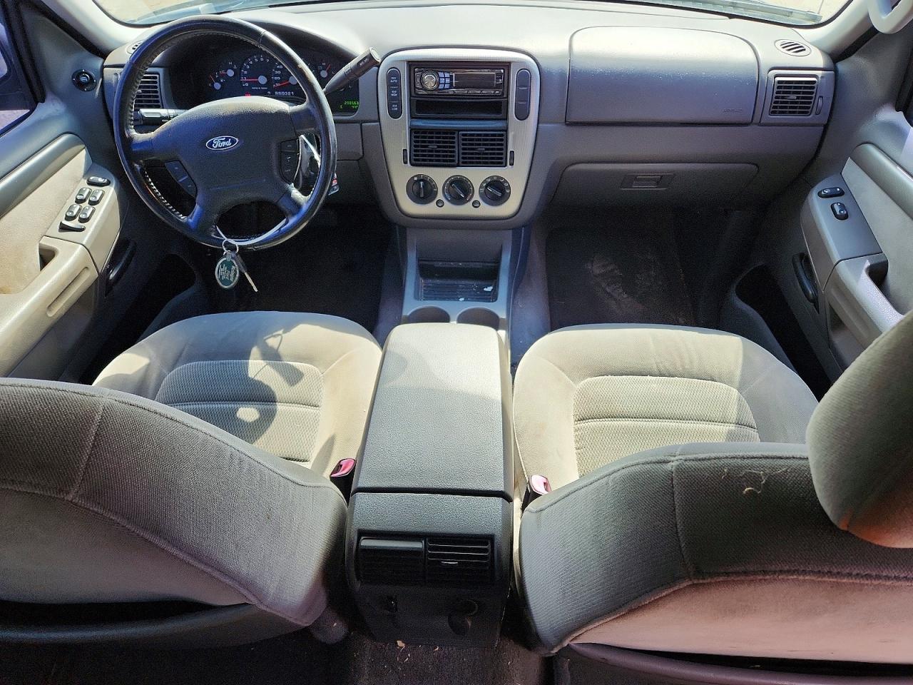 2004 FORD EXPLORER XLT photo 8