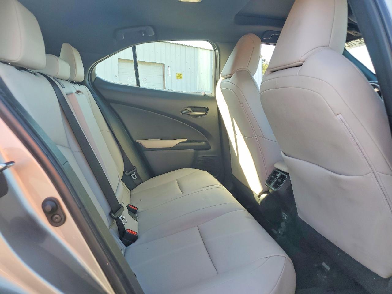 2020 LEXUS UX 250H photo 19
