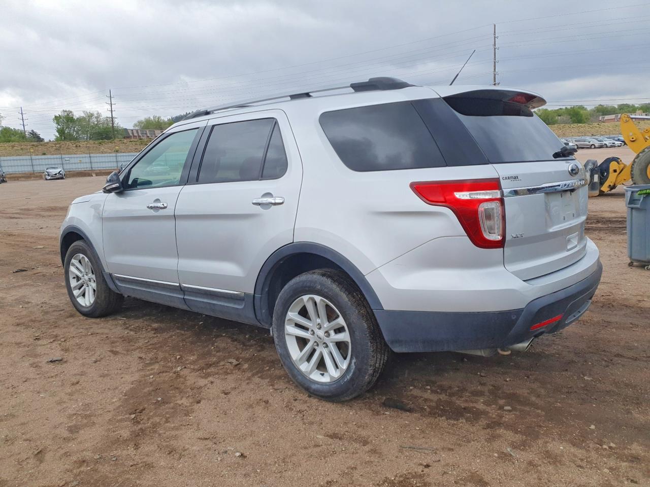 2014 FORD EXPLORER XLT photo 4