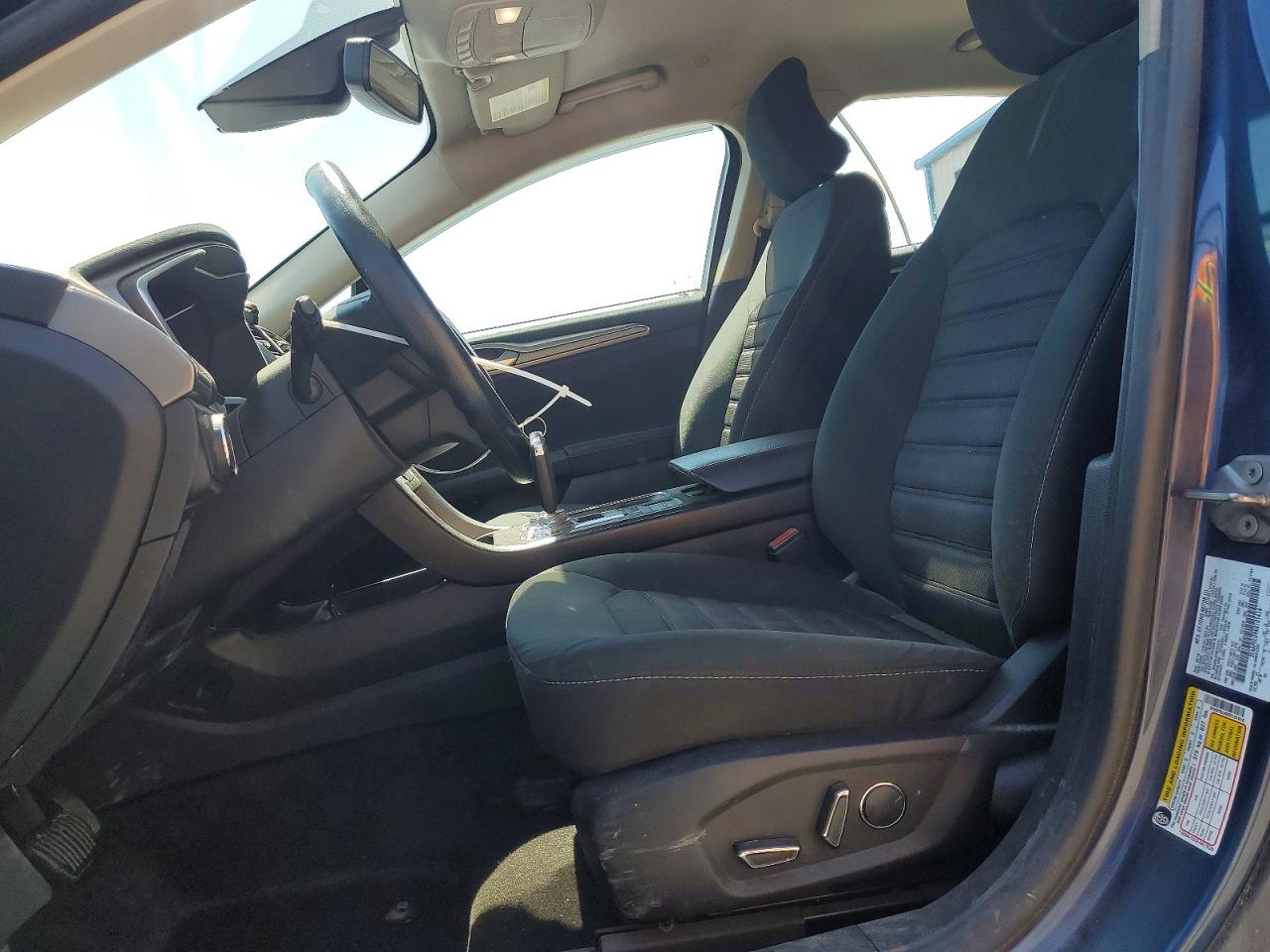 2019 FORD FUSION SE photo 19