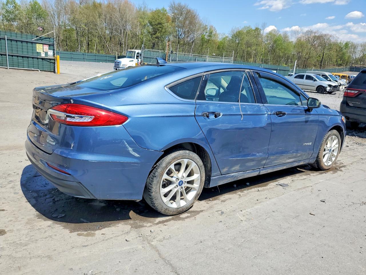 2019 FORD FUSION SE photo 7