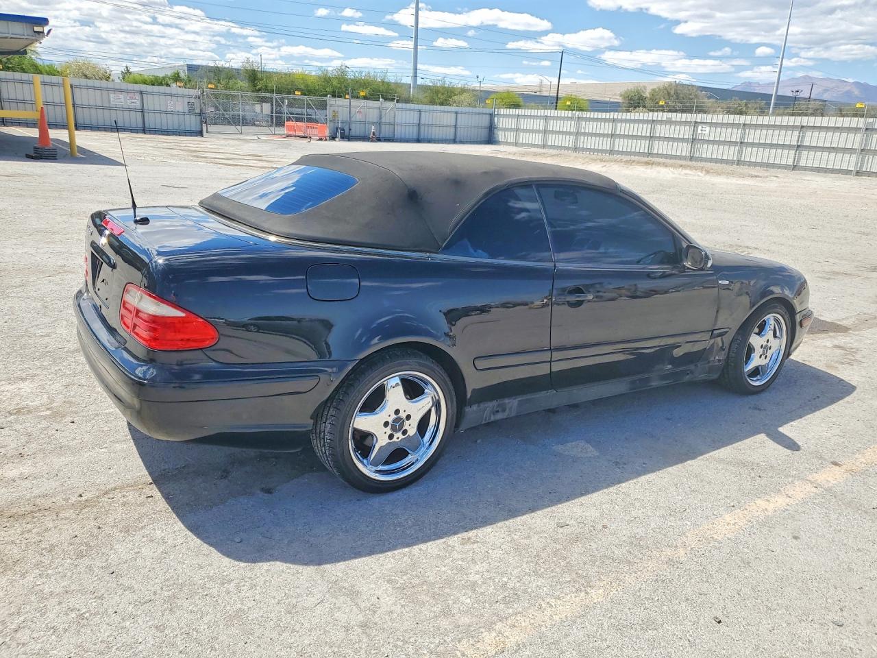 2002 MERCEDES-BENZ CLK 430 photo 5