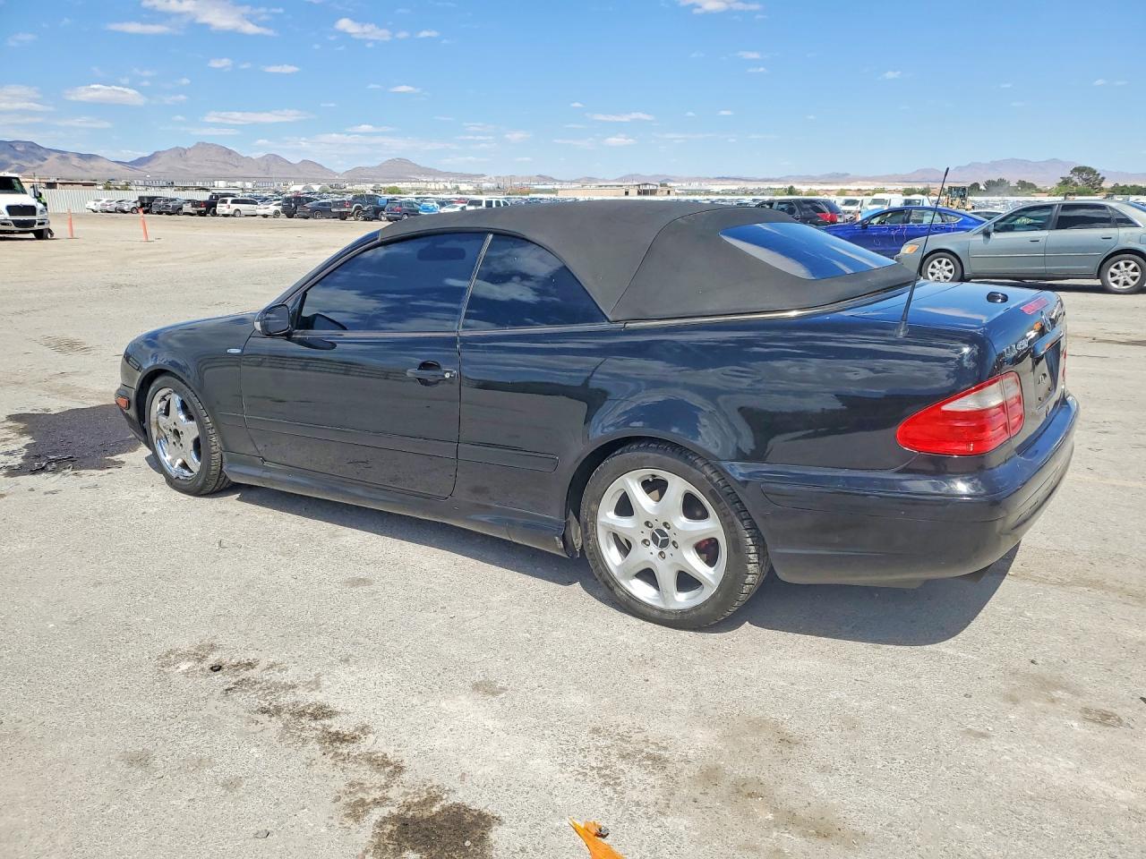 2002 MERCEDES-BENZ CLK 430 photo 3