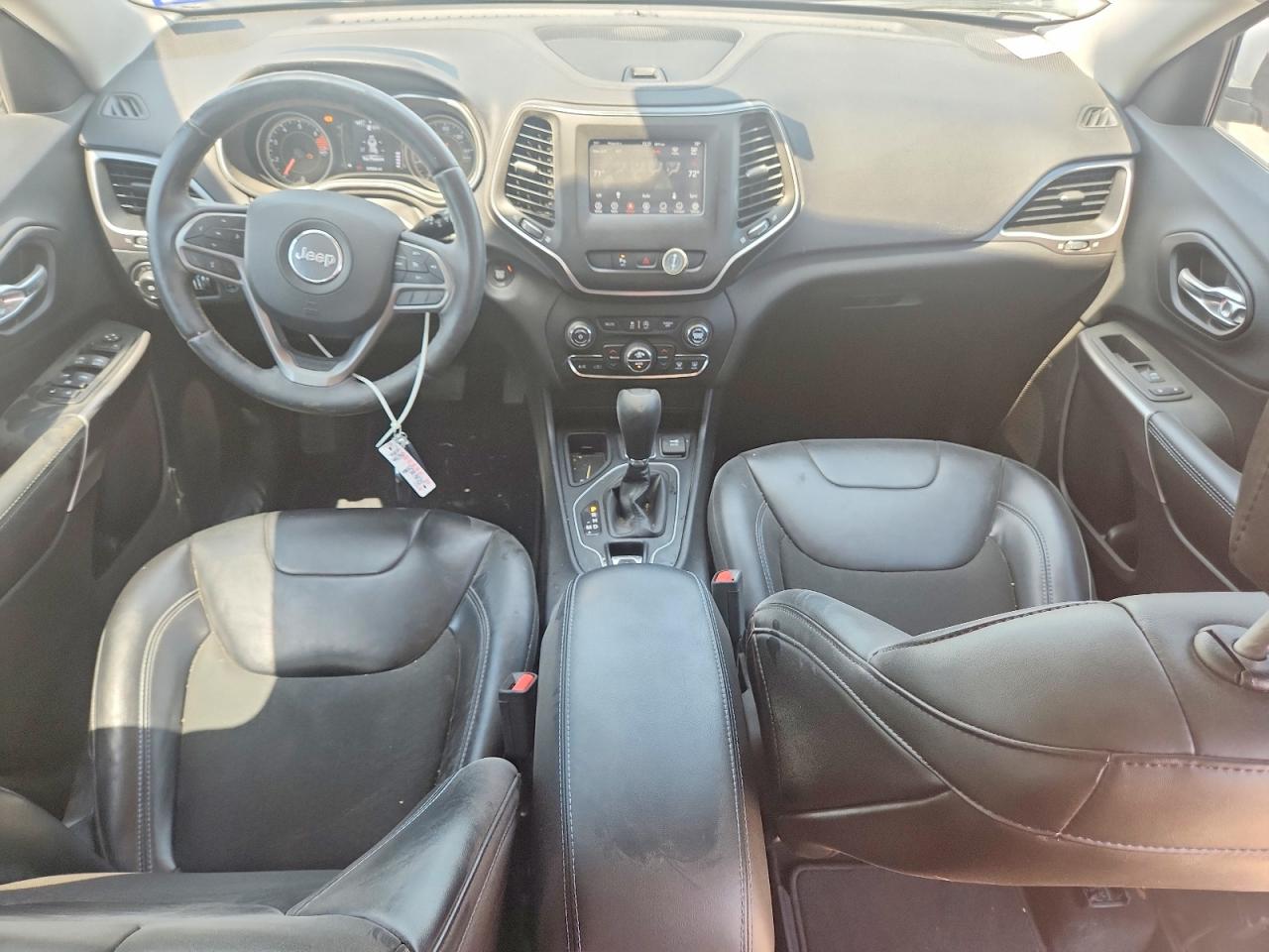 2019 JEEP CHEROKEE LATITUDE PLUS photo 15