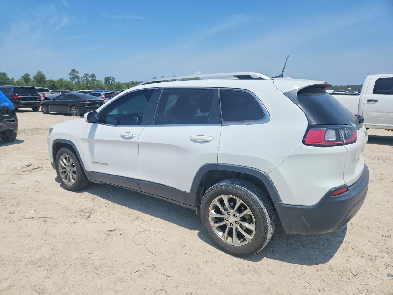 2019 JEEP CHEROKEE LATITUDE PLUS photo 3