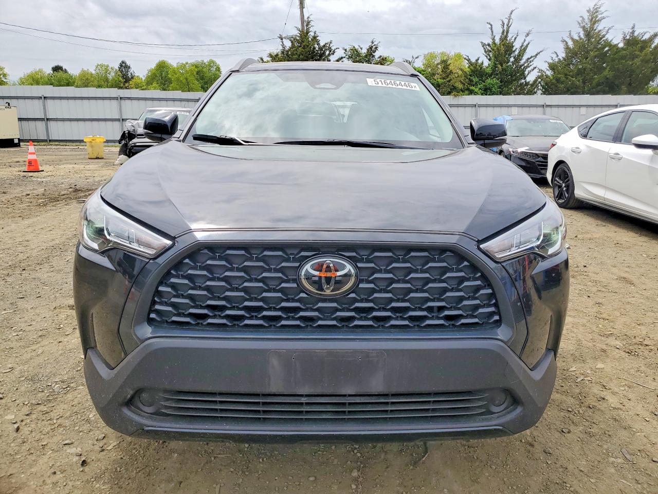 2024 TOYOTA COROLLA CROSS LE photo 9