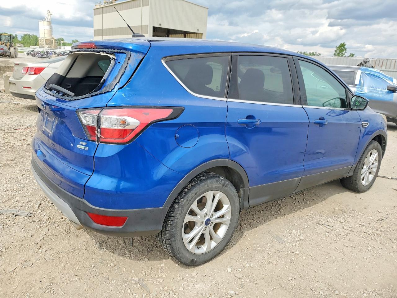 2017 FORD ESCAPE SE photo 7