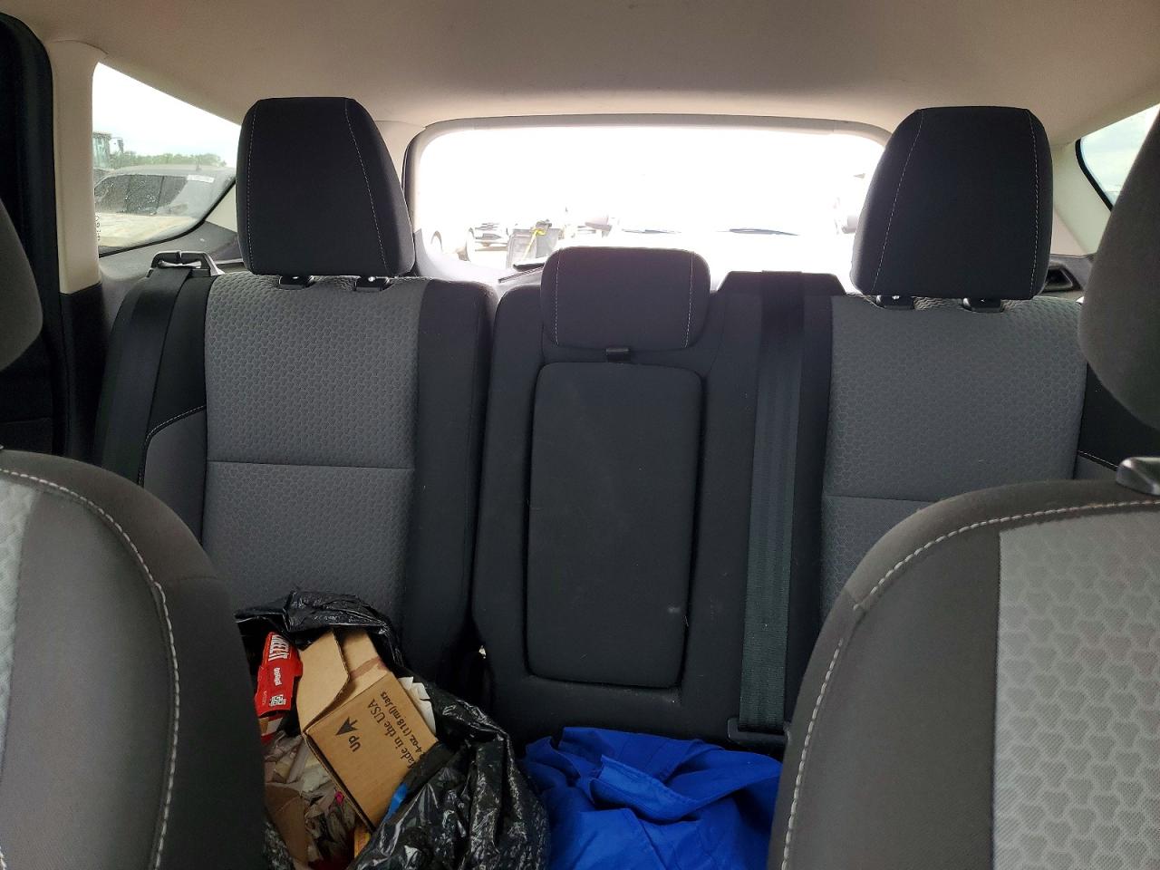 2017 FORD ESCAPE SE photo 28