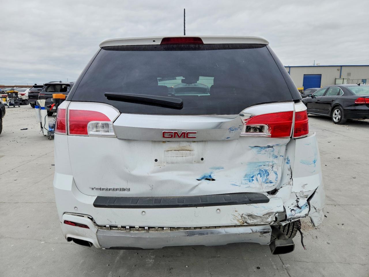 2015 GMC TERRAIN DENALI photo 11