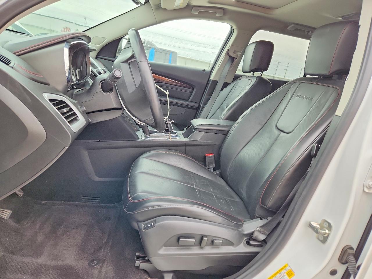 2015 GMC TERRAIN DENALI photo 13