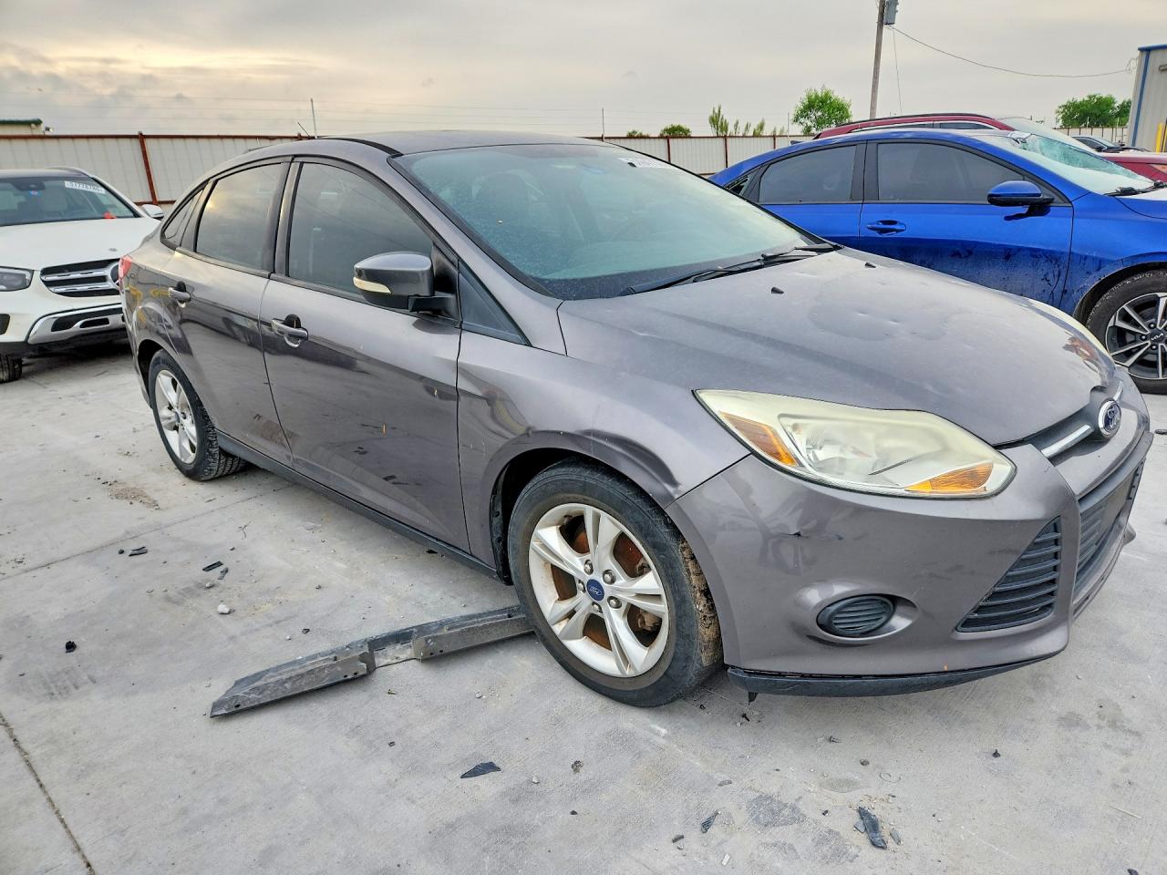 2014 FORD FOCUS SE photo 4