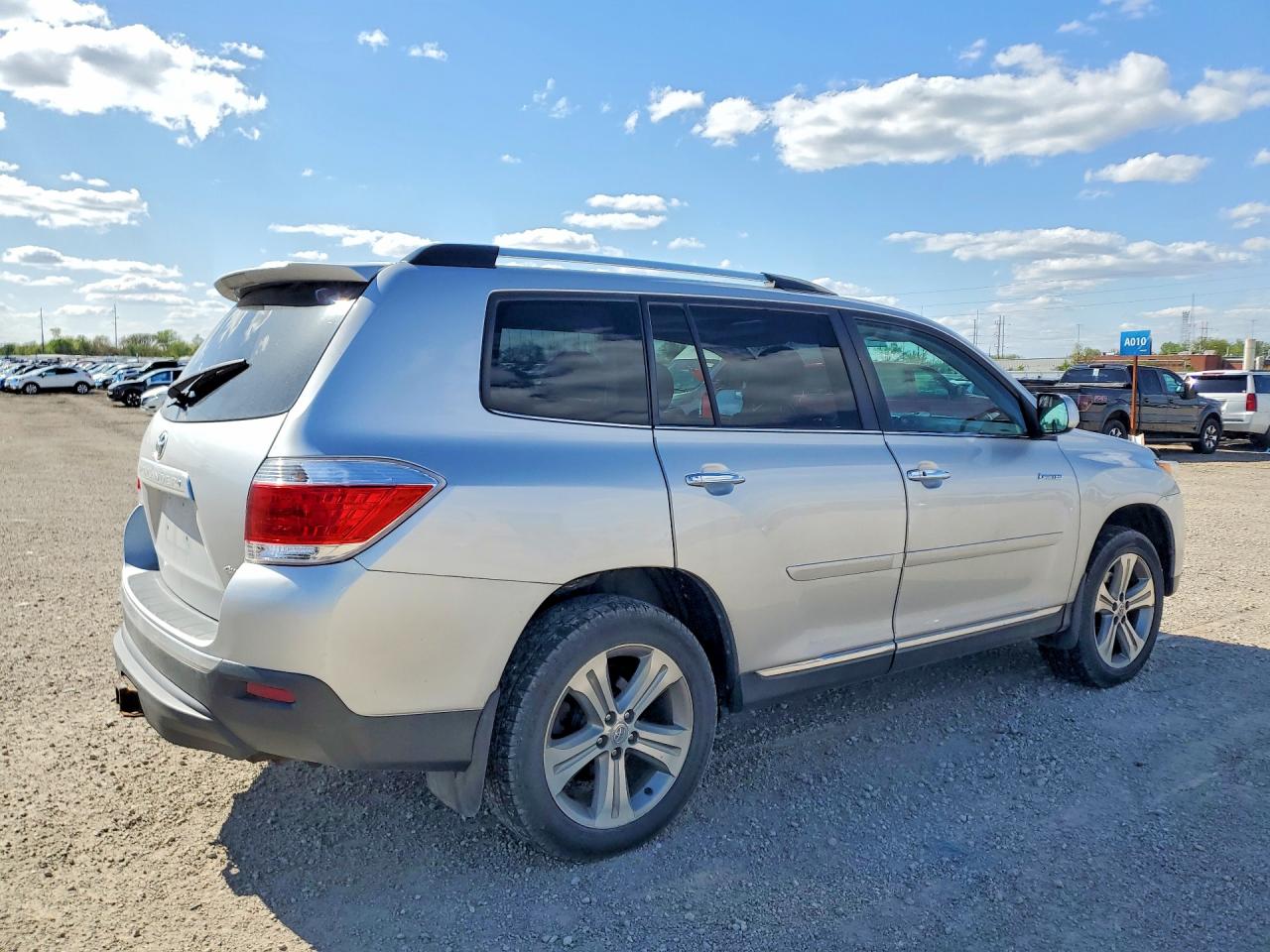 2012 TOYOTA HIGHLANDER LIMITED photo 5