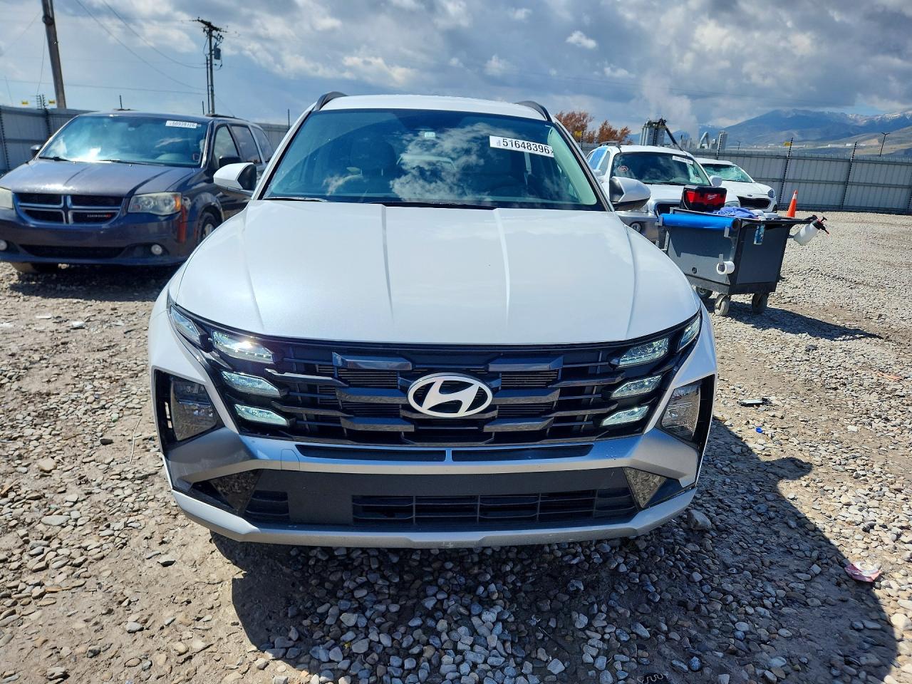 2025 HYUNDAI TUCSON photo 5